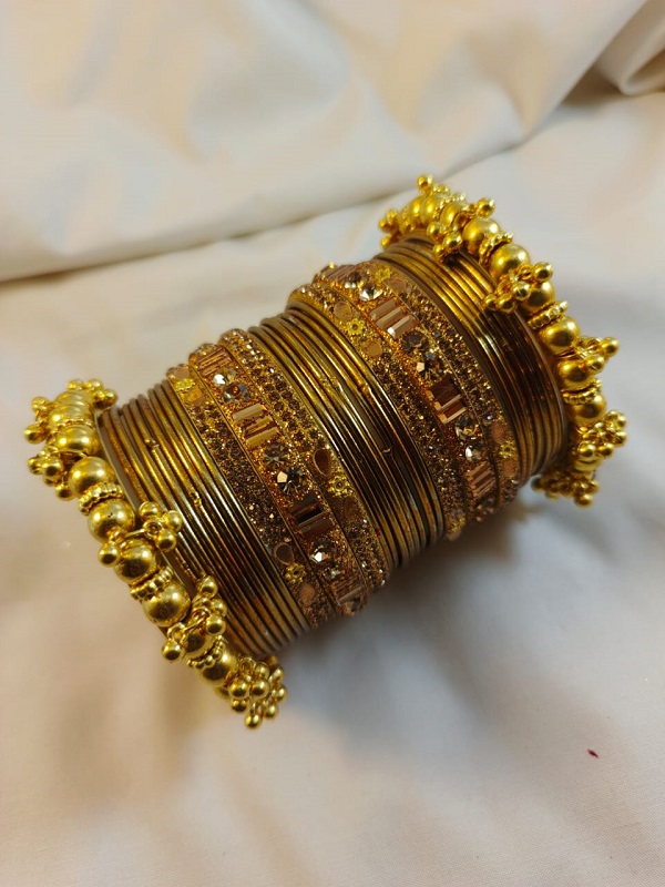 Bridal Gold Plated Stone Studded Bangle Chura Set