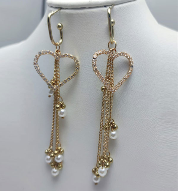 Long Heart Zircon Earring (ZV:15217)