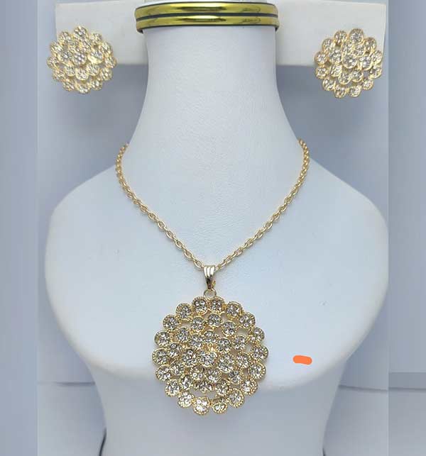 Zircon Locket Chain With Earring (ZV:8613)