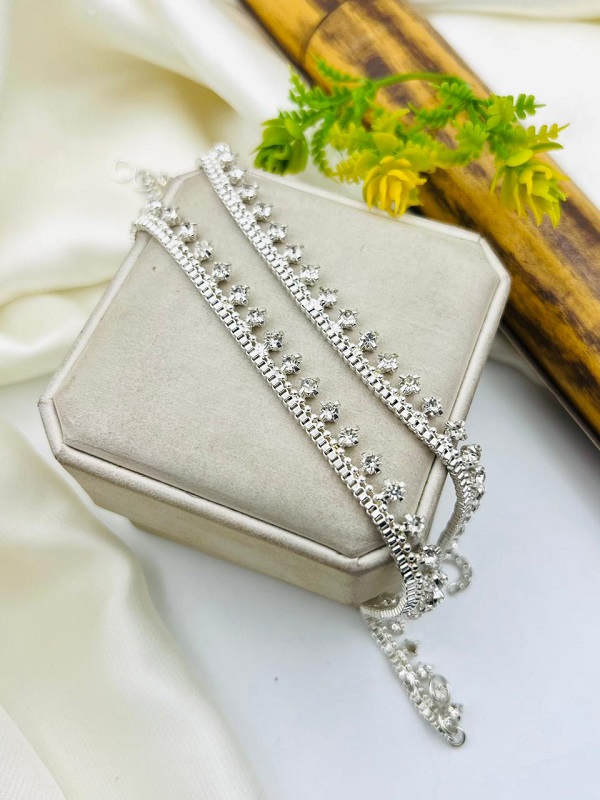 Silver Plated Zircon Studded Payal (Anklets) for Women