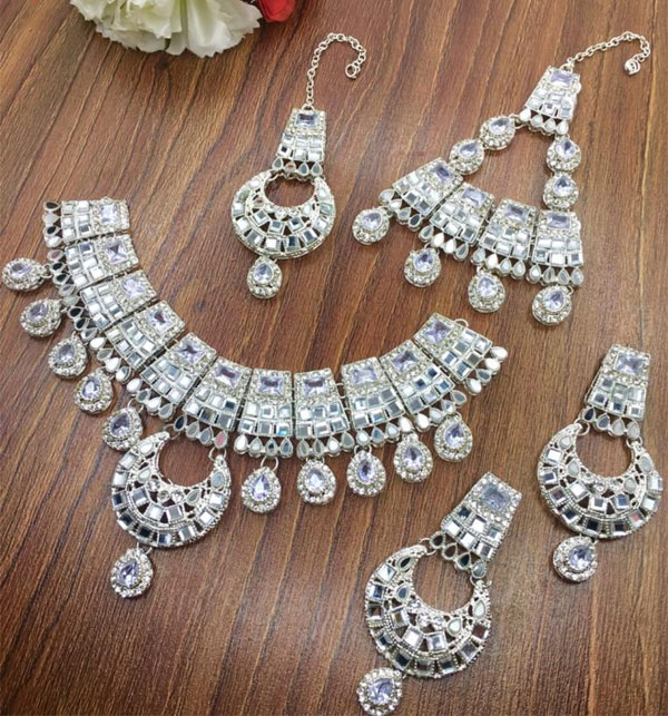 Silver Stone Mirror Work Jewelry Set (ZV:16463)